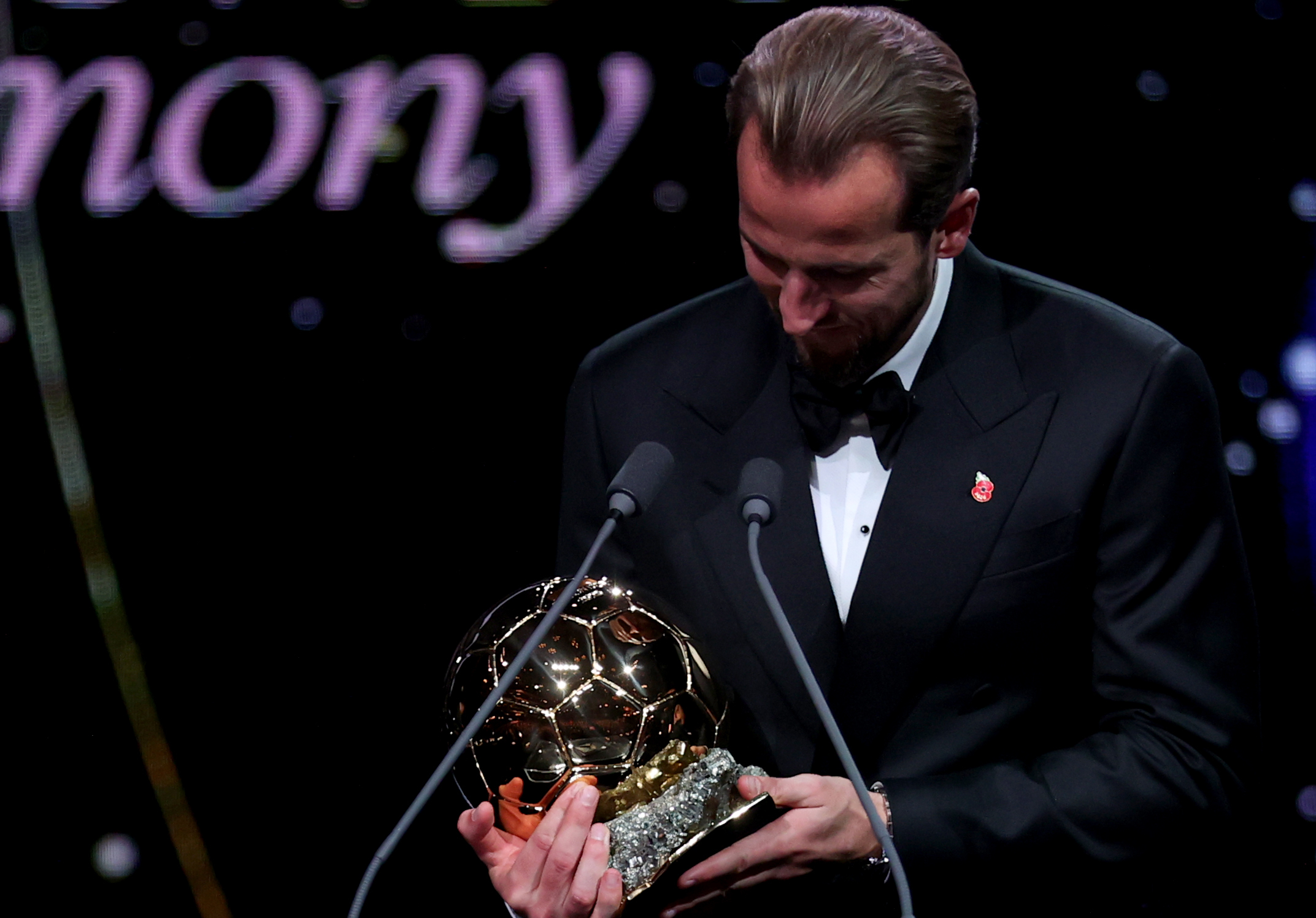 Harry Kane este primul jucător de la Bayern care câștigă Balonul de Aur de la Rummenigge în 1981 / Profimedia