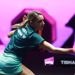 Hina Hayata – Bernadette Szocs LIVE VIDEO (20:40, AntenaPLAY). Bernie luptă pentru sferturi la WTT Champions Montpellier