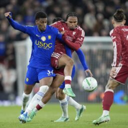 Liverpool trece de Chelsea în Cupa Ligii Angliei după dramatismul de la loviturile de departajare