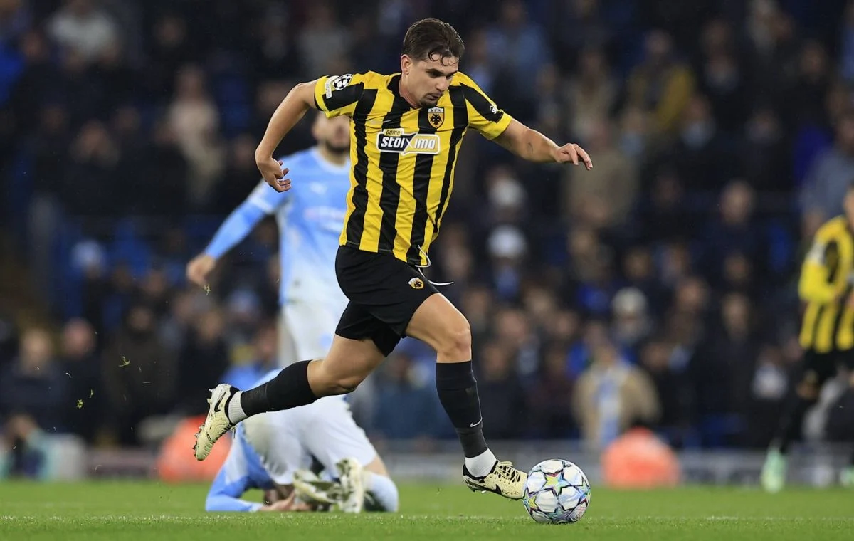 Răzvan Marin în Manchester City - AEK Atena