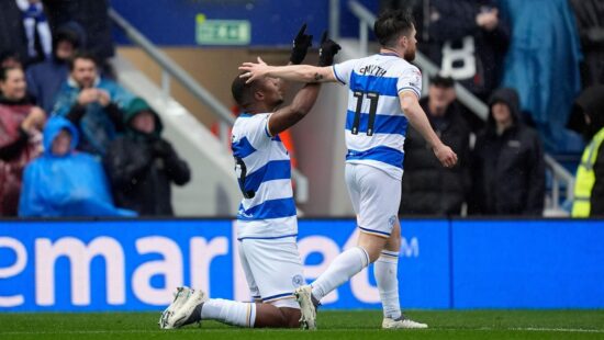 Hat-trick în doar 15 minute! Fotbalistul care acum doi ani juca în liga a 9-a intrat în istoria fotbalului englez