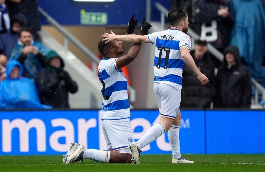 Hat-trick în doar 15 minute! Fotbalistul care acum doi ani juca în liga a 9-a intrat în istoria fotbalului englez