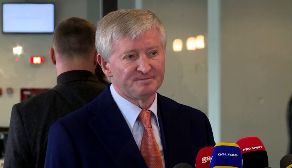 Marea companie din România, deținută de Rinat Ahmetov, se închide! Toţi angajaţii, cu excepţia unuia, sunt concediaţi!