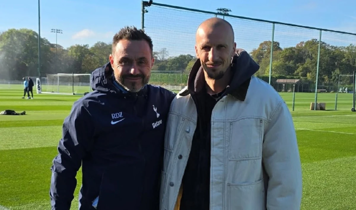 Roberto De Zerbi şi Vlad Chiricheş