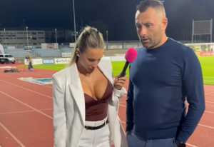 Jurnalista Sabina Jaksova (30 de ani) din Cehia a realizat un interviu cu David Oulehla (43 de ani)