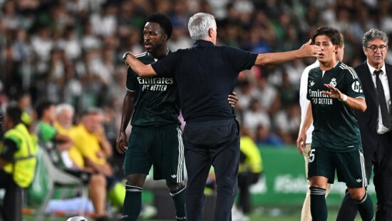 Jose Mourinho a făcut anunţul! Ce se întâmplă cu Vinicius după suspendarea din La Liga